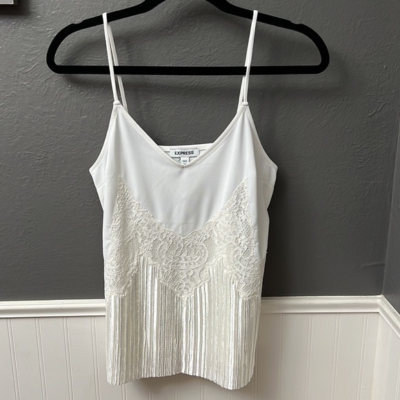 Express Tops - NWT! Express Lace Pleated Cami. White Ivory pearl color size XS